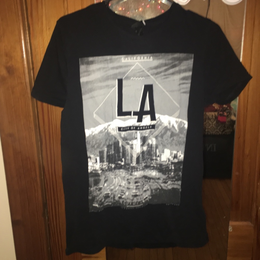 B&W LA tee